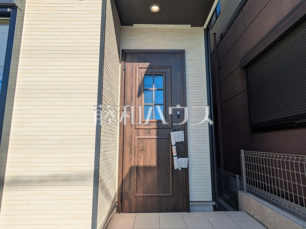 玄関　【春日井市気噴町北１丁目】