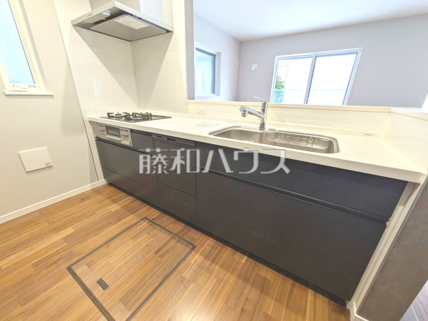 キッチン　【所沢市狭山ケ丘２丁目】