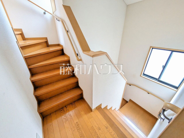 階段　【東久留米市小山１丁目】
