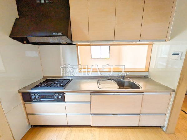 キッチン　【東久留米市小山１丁目】