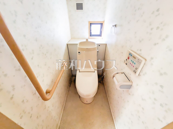 トイレ　【東久留米市小山１丁目】