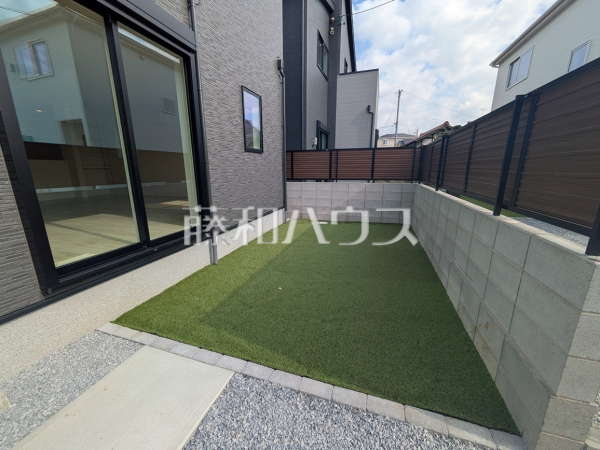 1号棟　庭　【春日井市坂下町２丁目】