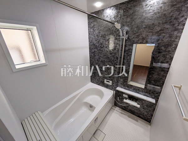 2号棟　浴室　【春日井市岩成台７丁目】