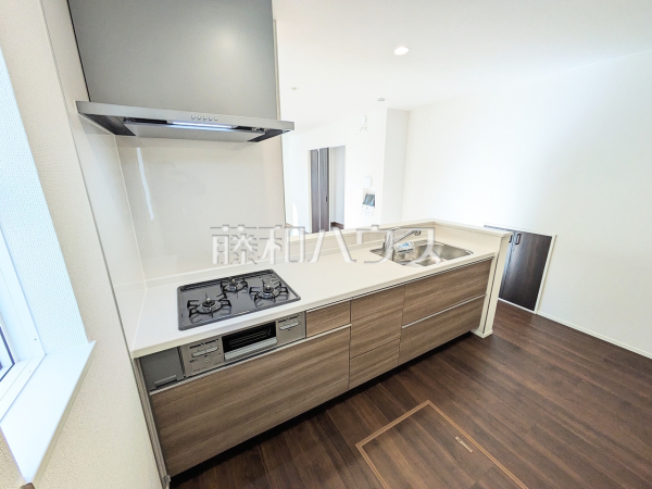 2号棟　キッチン　【春日井市岩成台７丁目】