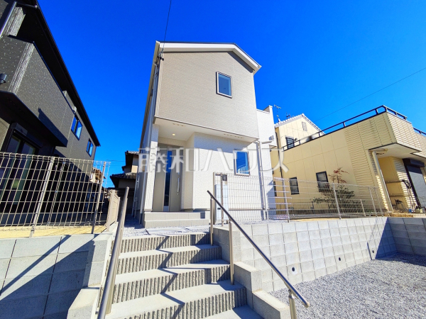 2号棟　外観　【春日井市岩成台７丁目】