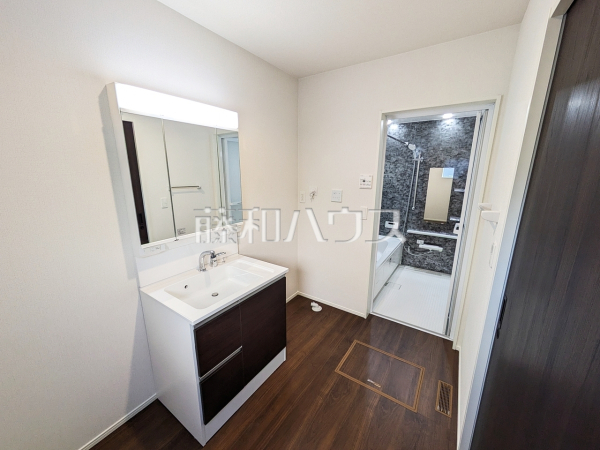 2号棟　洗面室　【春日井市岩成台７丁目】