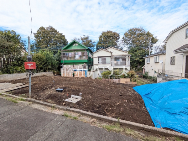 ≪現地外観≫南道路のため日当たり良好の立地です◎【府中市紅葉丘２丁目】