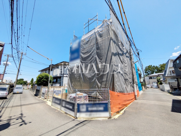 ≪接道状況≫周辺は落ち着いた雰囲気の住宅地です。小さなお子様がいるご家庭も安心です。 　【調布市上石原１丁目】