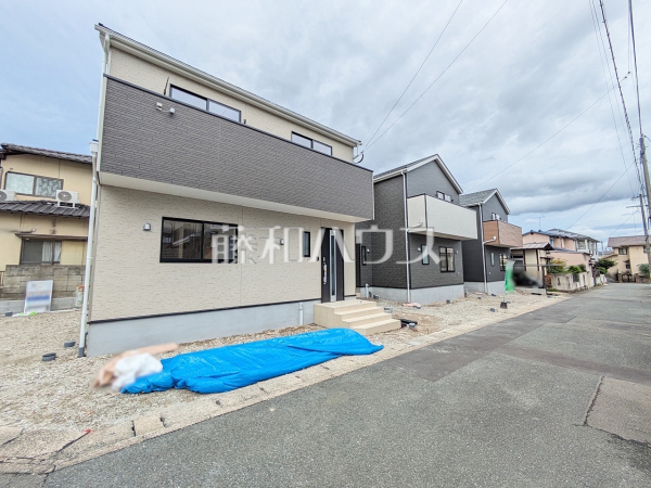 接道状況および現場風景　【福岡市南区曰佐３丁目】