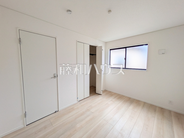 2号棟　居室　【福岡市南区曰佐３丁目】