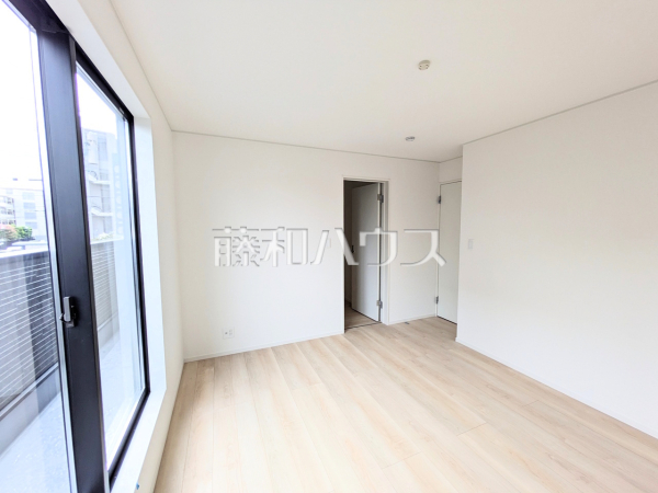 2号棟　居室　【福岡市南区曰佐３丁目】