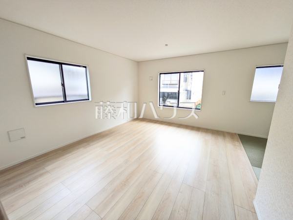 3号棟　リビング　【福岡市南区曰佐３丁目】