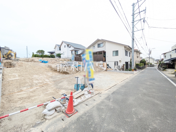 1号棟　接道状況および現場風景　【福岡市城南区友丘４丁目】