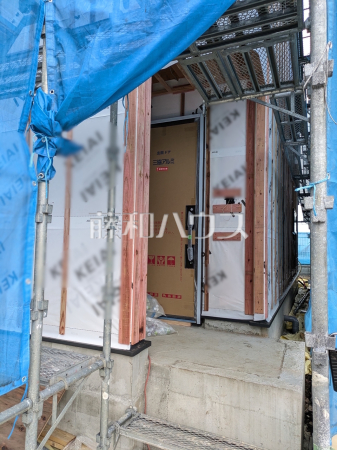 1号棟　玄関　【八王子市元本郷町３丁目】