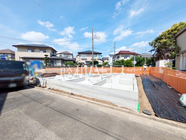 ≪現地外観≫床暖房や食洗機など 日々の生活を豊かに、暮らしを心地良くする先進の設備の住宅。　【狛江市岩戸南３丁目】