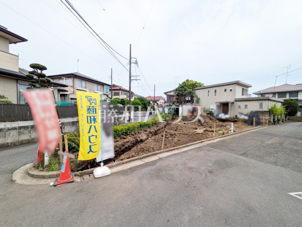 ≪現地外観≫床暖房や食洗機など 日々の生活を豊かに、暮らしを心地良くする先進の設備の住宅。　【狛江市岩戸南３丁目】
