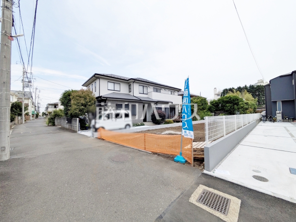 接道状況および現場風景　【三鷹市上連雀５丁目】