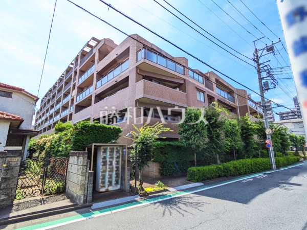 見学はしたいけど、なかなか時間が取れない・・・そんな方に出勤前や仕事終わりにマイホームを見学できるサポートをいたします。　【レクセルマンション久米川】