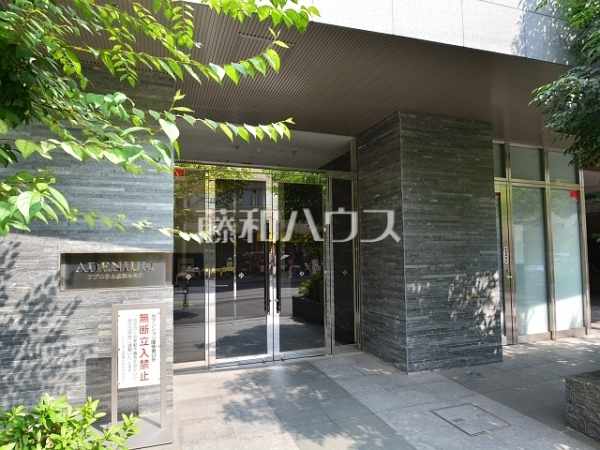 エントランス　【アデニウム武蔵小金井】