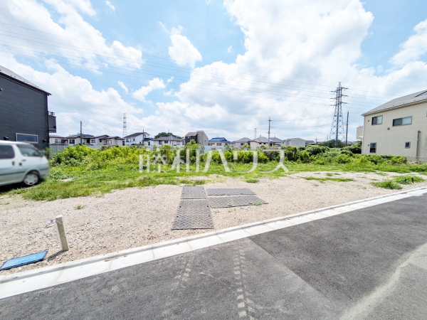 ≪接道状況≫セミオーダー型住宅のご提案です。「こんな部屋を作りたい」「こんな風に暮らしたい」というお客様の夢をぜひお聞かせください。　【府中市西原町２丁目】