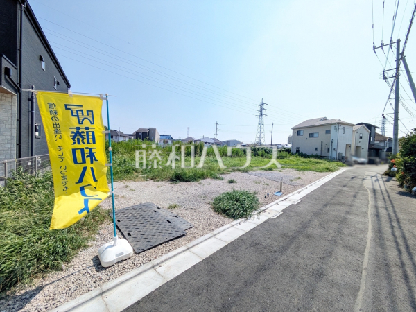 ≪現地風景≫ 見学はしたいけど、なかなか時間が取れない・・・そんな方に出勤前や仕事終わりにマイホームを見学できるサポートをいたします。 【府中市西原町２丁目】