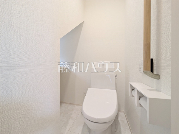 トイレ　【小平市大沼町４丁目】
