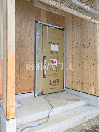 玄関　【八王子市めじろ台３丁目】