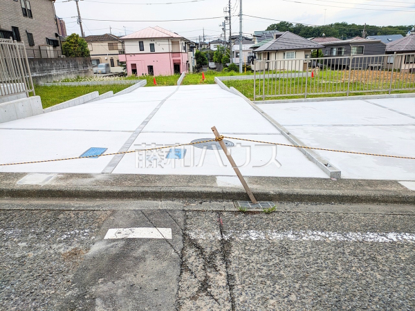 E号地付近　カースペース　【八王子市片倉町】