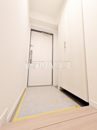 ≪玄関≫大容量のシューズインクロークで玄関もスッキリ【アイディーコート府中】