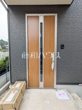 玄関　【八王子市弐分方町】