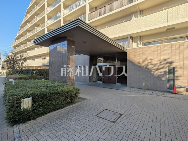 エントランス　【ベルディオ三鷹レジデンス　】