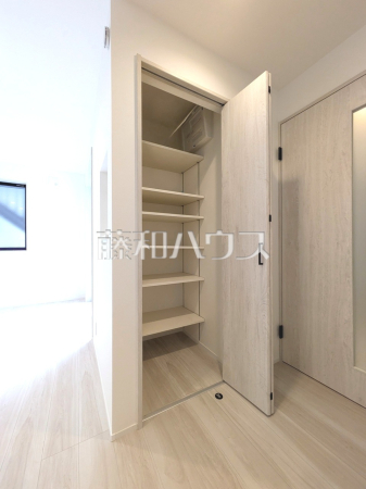 リビング収納　【西東京市東伏見２丁目】