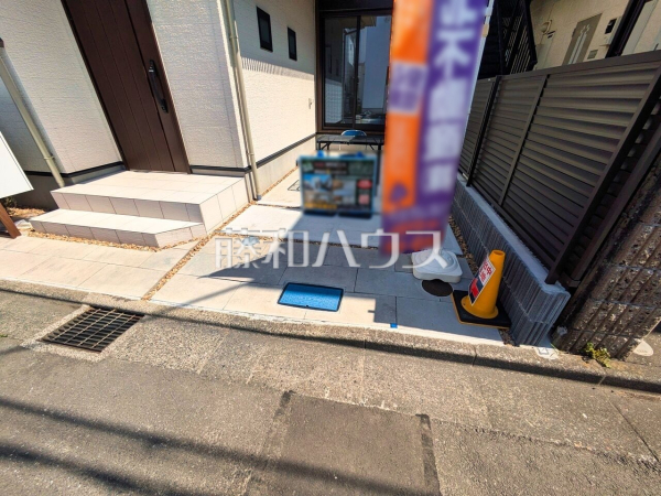 カースペース　【西東京市東伏見２丁目】
見学はしたいけど、なかなか時間が取れない…そんな方に出勤前や仕事終わりにマイホームを見学できるサポートをいたします。　