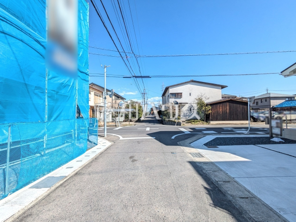 接道状況および現場風景　【北名古屋市薬師寺山浦】