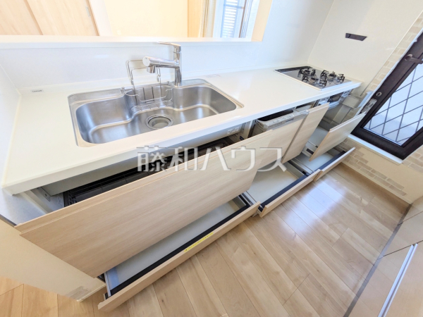 キッチン収納　【西東京市向台町６丁目】