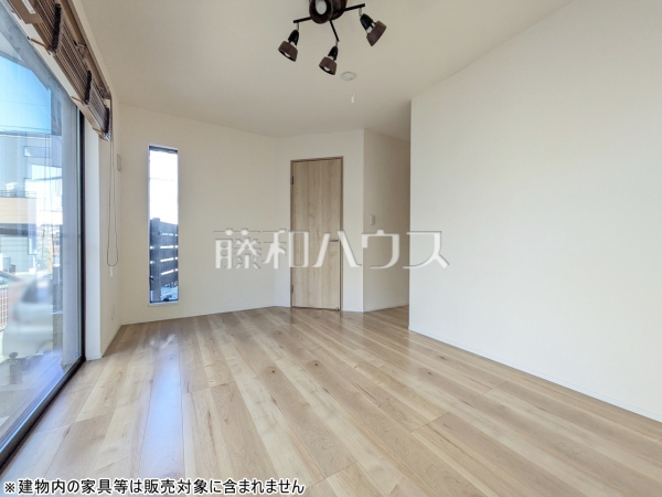 居室　【西東京市向台町６丁目】