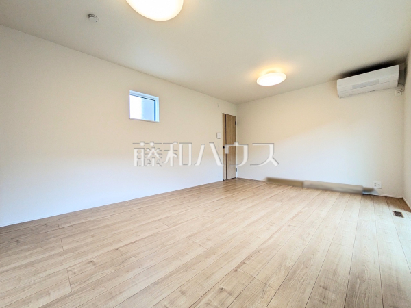 リビング　【八王子市諏訪町】