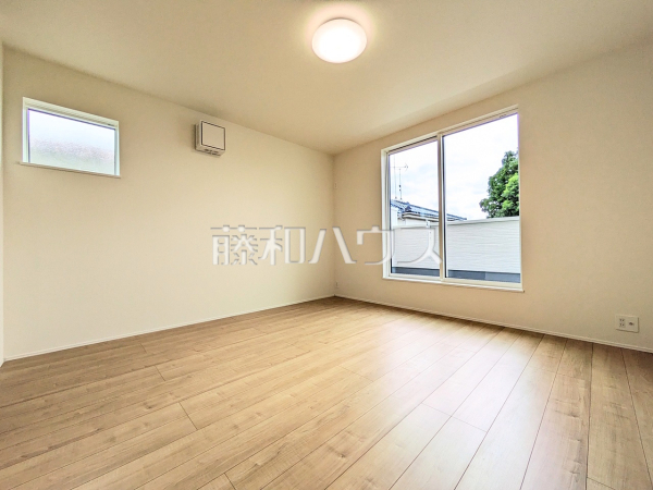 居室　【八王子市諏訪町】シンプルなデザインの内装。ご自身でお好きな素敵な空間を創り上げられます。 