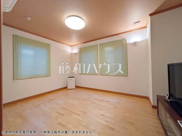 居室　【日野市大字日野】
各居室は2面採光により、明るく開放的な空間となっています。　