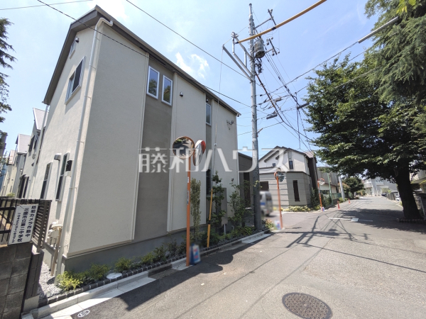 接道状況および現場風景　【三鷹市野崎３丁目】