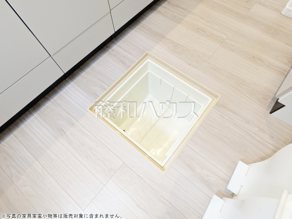 18号棟　床下収納　【三鷹市野崎３丁目】