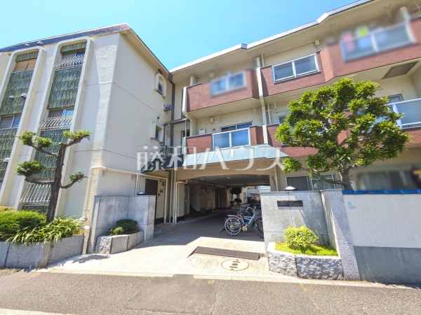 オーナーチェンジ物件です。西武新宿線『田無』駅 徒歩16分！住まいの事なら地元で豊富な実績を誇る、地域密着の当社へお任せ下さい！【田無パールハイツ】外観　
　