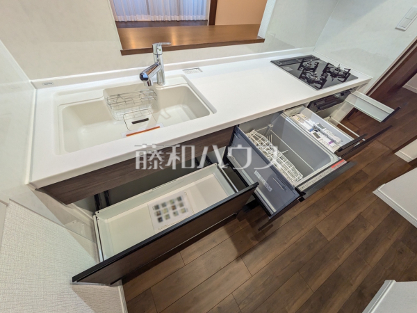 キッチンの収納　【リッツタワー八王子】