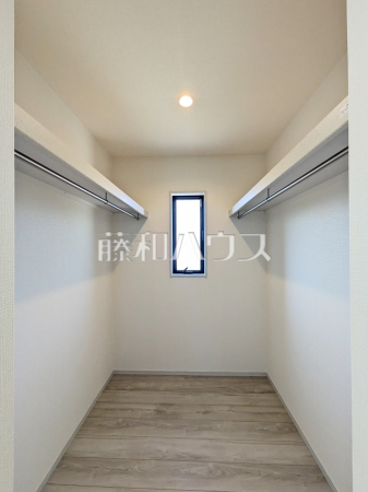 ウォークインクローゼット　【八王子市並木町】