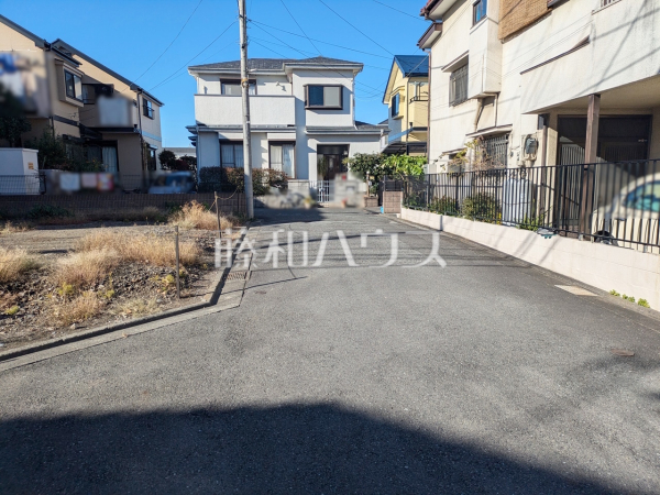 ≪接道状況≫物件の事、諸費用の事など、小さな疑問も、お気軽にご連絡・ご相談下さい。 【調布市飛田給３丁目】