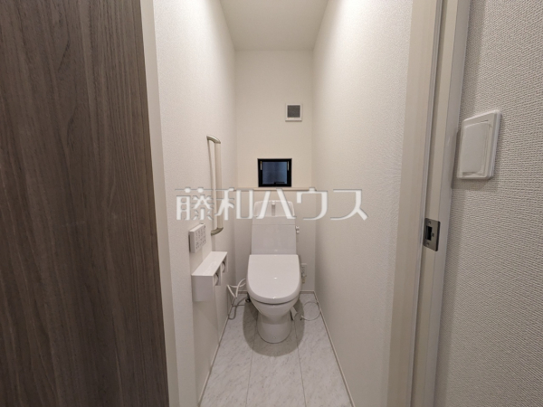トイレ　【北名古屋市高田寺起返】