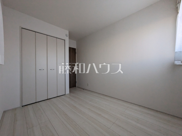 居室　【北名古屋市高田寺起返】