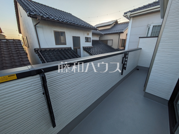 バルコニー　【北名古屋市高田寺起返】