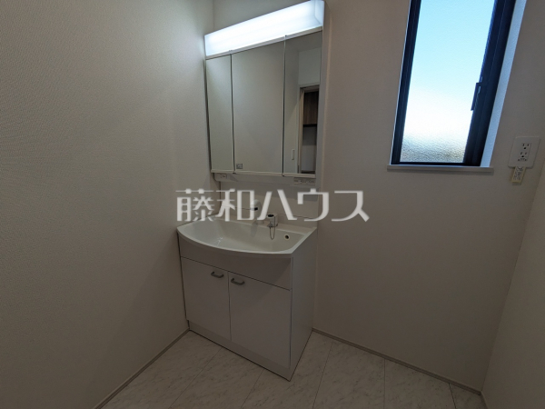 洗面室　【北名古屋市高田寺起返】