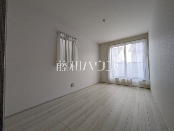 居室　【北名古屋市高田寺起返】